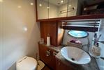 Sunseeker Predator 82 - 21 - VIP Cabin En Suite