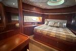 Sunseeker Predator 82 - 19 - VIP Cabin