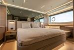 Sunseeker Predator 65 - 17 - Master Cabin
