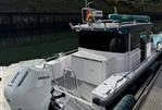 Axopar 28 Cabin