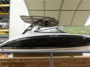 Yamaha Boats 242 Limited E-Series