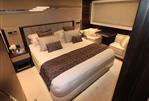 Sunseeker 65 Sport Yacht - 22 - Master Cabin