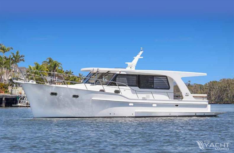 - Integrity Trawlers 440Sedan