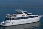 Westport 106 Raised Pilothouse