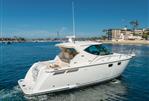 Tiara Yachts 3500 Sovran