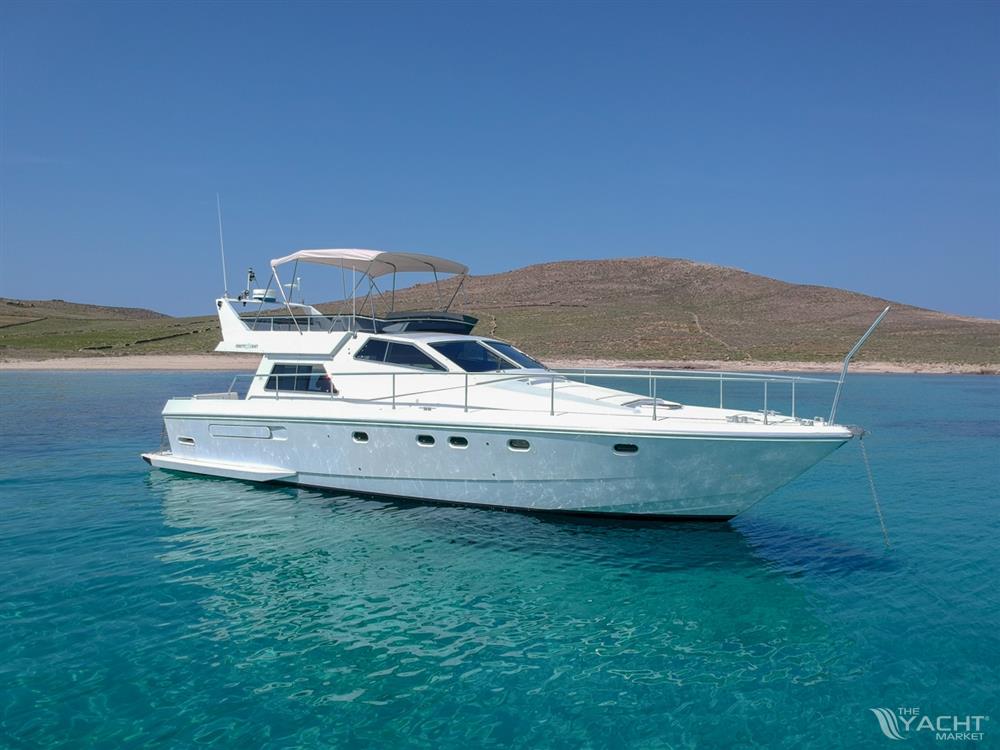 Ferretti Altura 52s