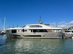Azimut Magellano 30