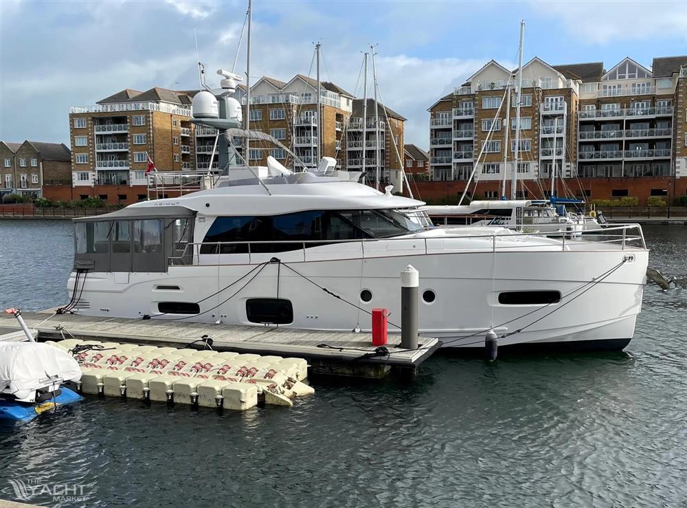 Azimut Magellano 53
