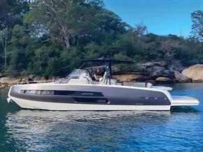 Invictus Yacht GT370