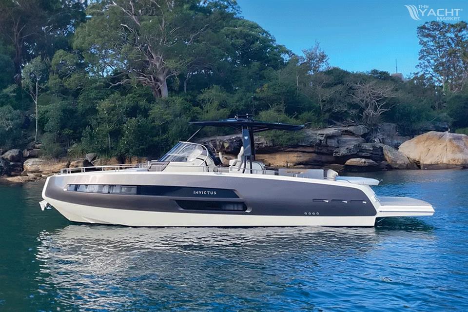 Invictus Yacht GT370 - Invictus GT370 for sale