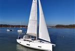 Dufour 390