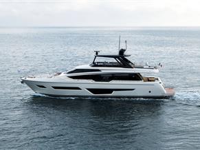 Ferretti 780