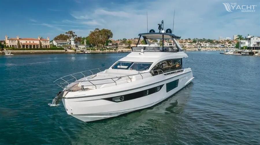 Azimut Fly 68