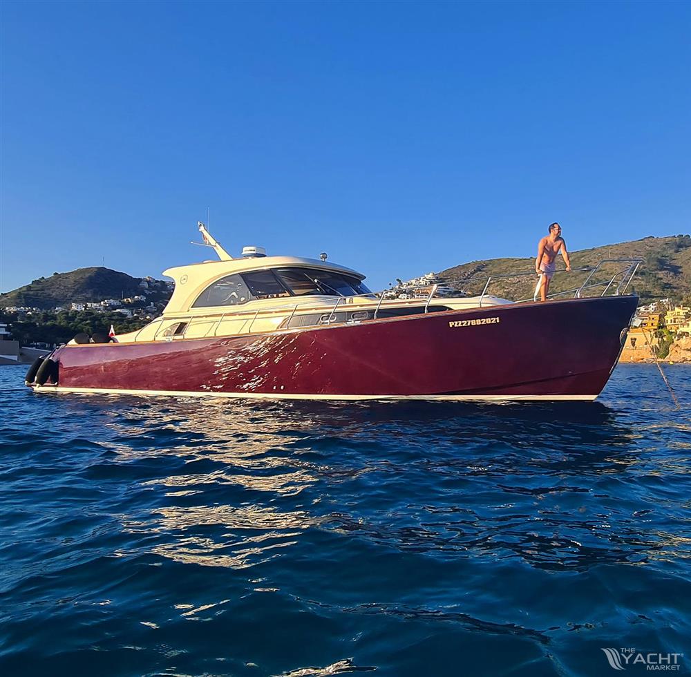 Mochi Craft 51 Dolphin