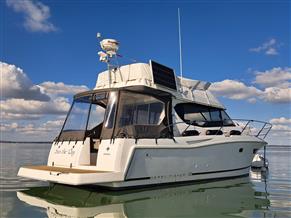 Jeanneau Merry Fisher 10