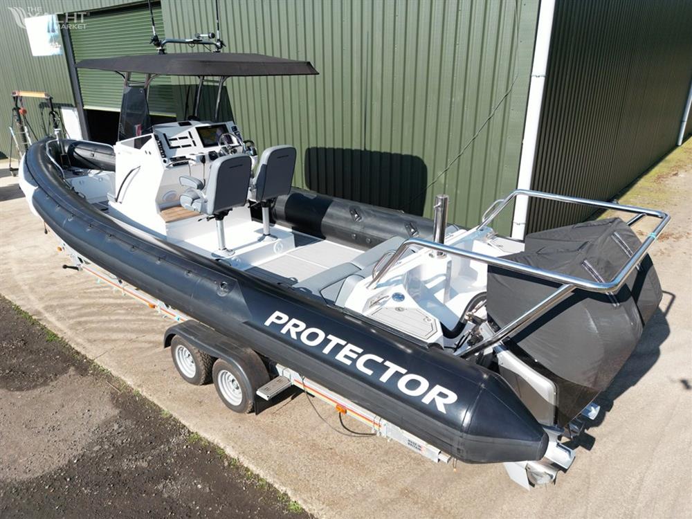 Protector 310 Chase - Default Image