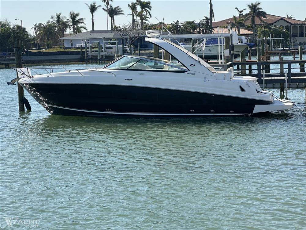 Sea Ray 370 Venture