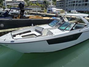 Monterey 378 SE