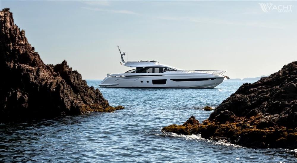 Azimut S8