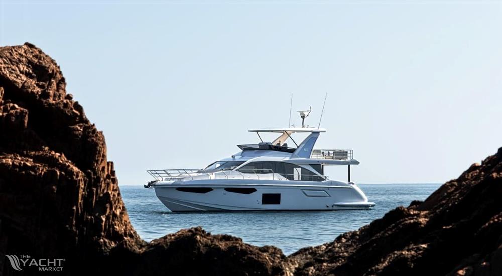 Azimut Flybridge 60