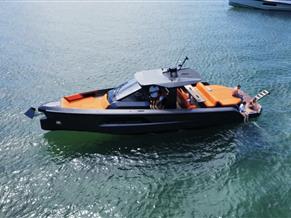 Maori Yacht 46 Hard Top