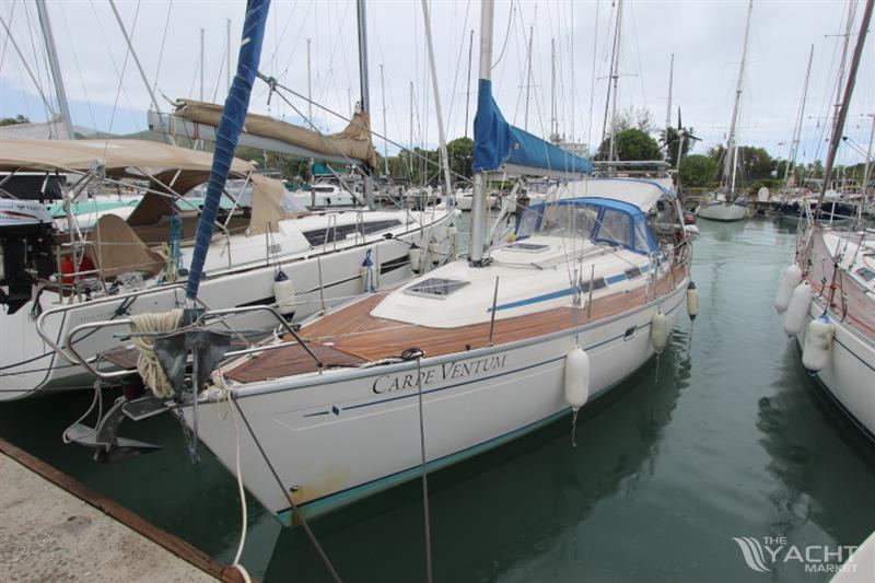 Bavaria 37