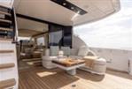Azimut Flybridge 62