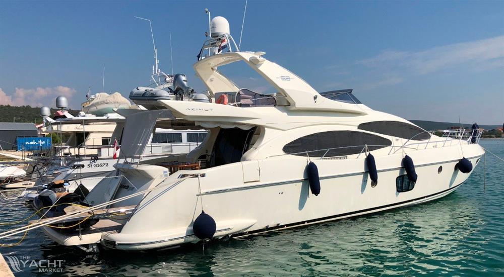 AZIMUT 68 EVO FLY - BJ. 2008 - 4 KAB.