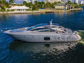 Pershing 70