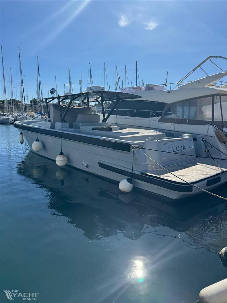 LUJA 2003 - aaf2e340-82c8-437d-af1f-d5d89dac3c9d.jpg