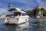 FERRETTI 450