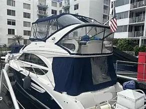 Meridian 341 Sedan Bridge