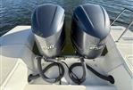 Jeanneau Leader 9.0 WA - Twin 250 HP Yamaha Engines