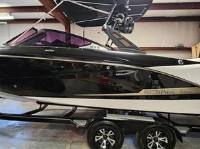 Scarab 255 Platinum SE Jet Boat