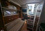 Sea Ray 330 Sundancer - 2012 Sea Ray 330 Sundancer - Photo #4