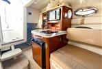 Sea Ray 240 Sundancer - Galley