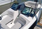 Sea Ray SPX 210 O/B - 2023 Sea Ray SPX 210 O/B - Photo #4