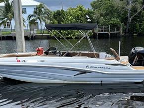 Crownline E225 XS