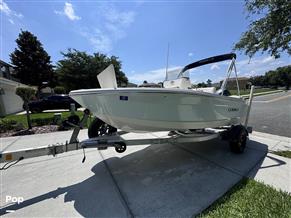 Robalo R160