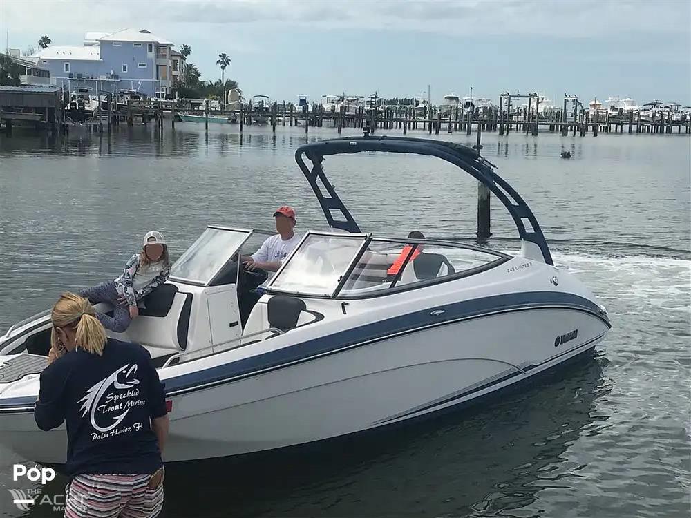 Yamaha 242 Limited S - 2018 Yamaha 242 Limited S - Photo #1
