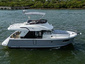 Beneteau Swift Trawler 35