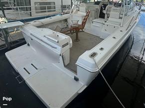 Boston Whaler Defiance