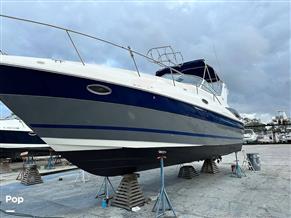 Cruisers Yachts 320 Express
