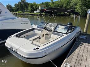 Bayliner DX 2200