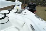 Robalo R260 - Windlass