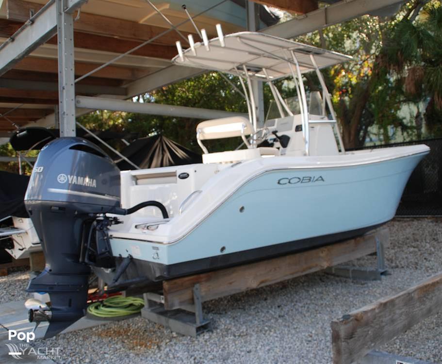 Cobia 220 CC - 2018 Cobia 220 CC - Photo #1