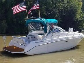 Rinker 280 Fiesta Vee