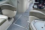 Sea Ray Sundeck 240 - Door To Head