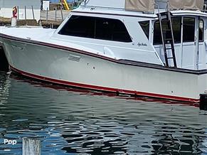 Egg Harbor 40 Flybridge Sedan Cruiser