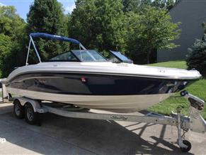 Sea Ray SPX 210